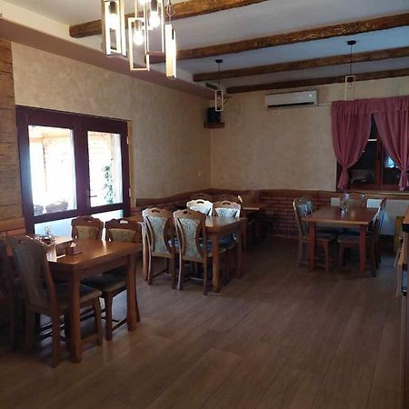 Restoran Bmb Hotel Odžak Екстериор снимка