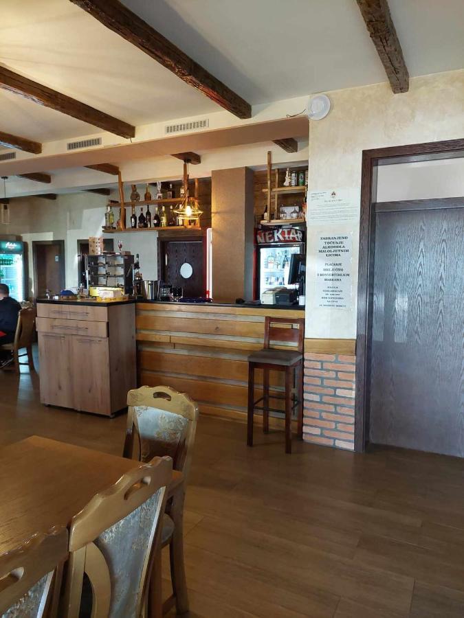 Restoran Bmb Hotel Odžak Екстериор снимка
