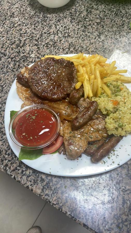 Restoran Bmb Hotel Odžak Екстериор снимка